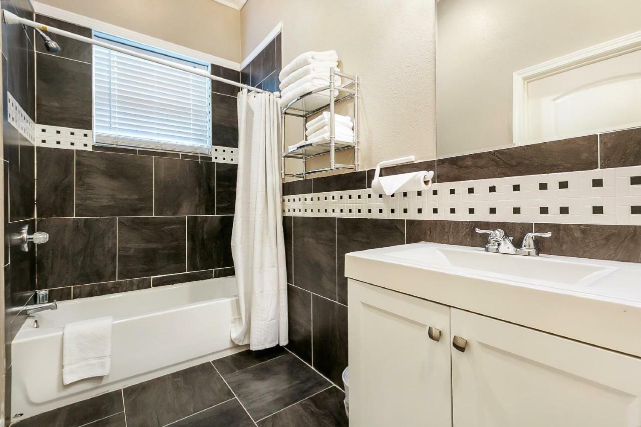 Spacious 3BR/2.5BATH Condo in Great location New Orleans Esterno foto